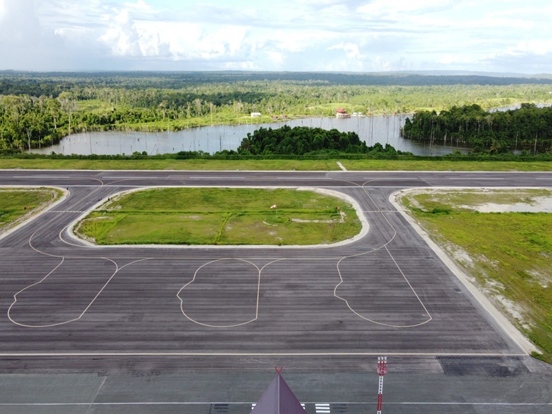 Bandar Udara Mathilda Batlayeri